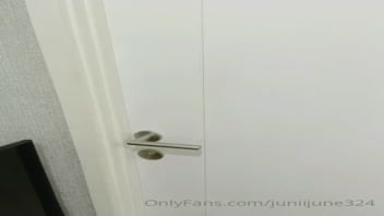 แหกหี เสียวหี เบ็ดหี เงี่ยนหี เขี่ยหี